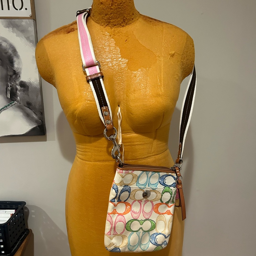 Coach Y2K Shoulder Bag Limited Edition